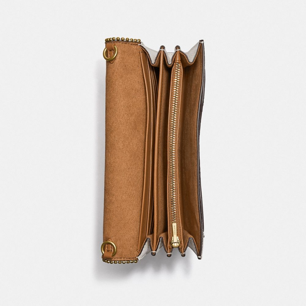 Tabby Chain Clutch With Beadchain
