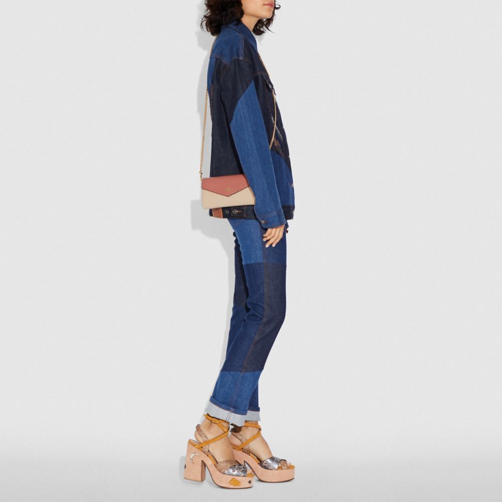 Envelope Chain Wallet In Colorblock