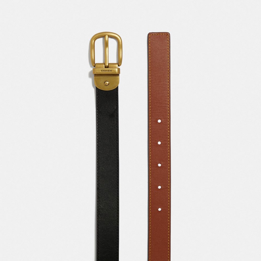 COACH®,HARNESS BUCKLE REVERSIBLE BELT, 25MM,Leather,Brass/Black/1941 Saddle,Angle View