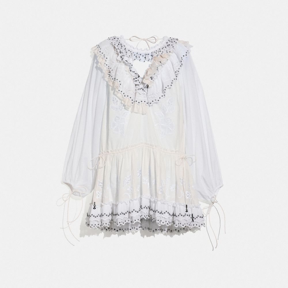 Mini robe romantique avec clous