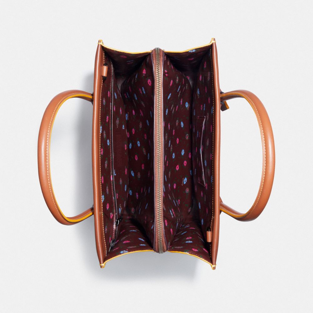 Cashin Carry Tote 29