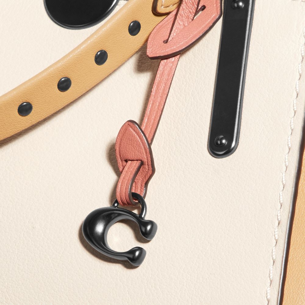 Dreamer 21 In Colorblock With Rivets
