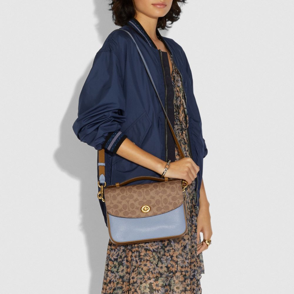 Cassie Crossbody With Signature Canvas Blocking
