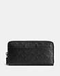 COACH®,ACCORDION WALLET IN SIGNATURE CROSSGRAIN LEATHER,Cuir,Noir,Front View