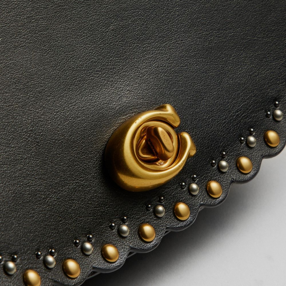 Parker Saddle Bag With Scallop Rivets