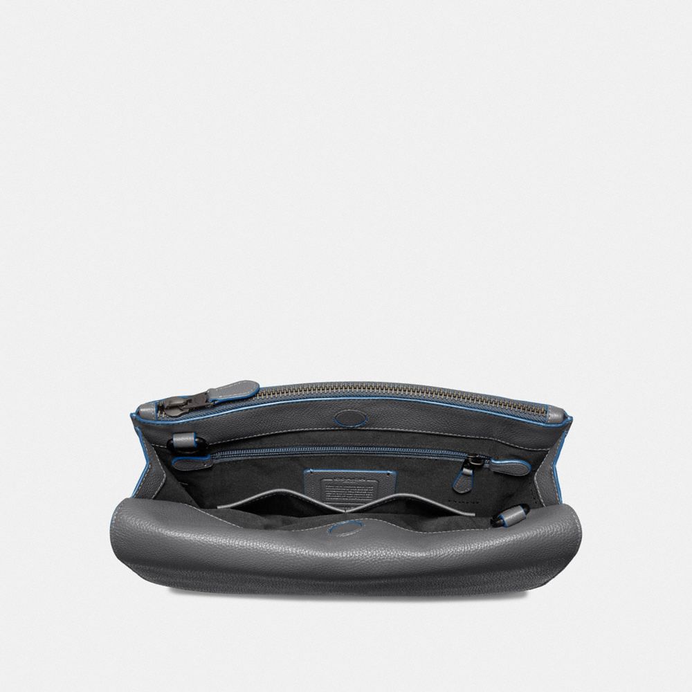 Metropolitan Soft Flap Messenger