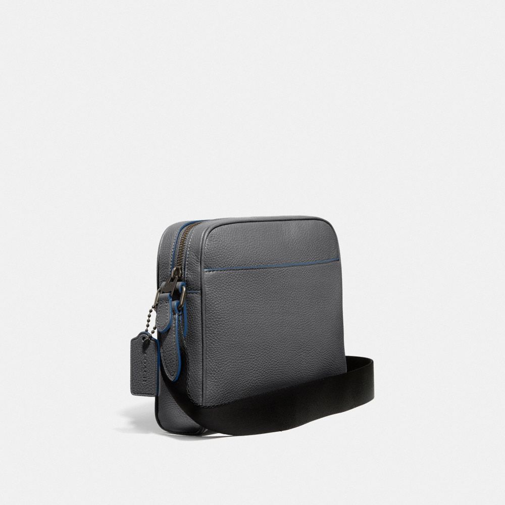 COACH®,SAC SOUPLE POUR APPAREIL PHOTO METROPOLITAN,Cuir,Bronze Industriel/Gris,Angle View