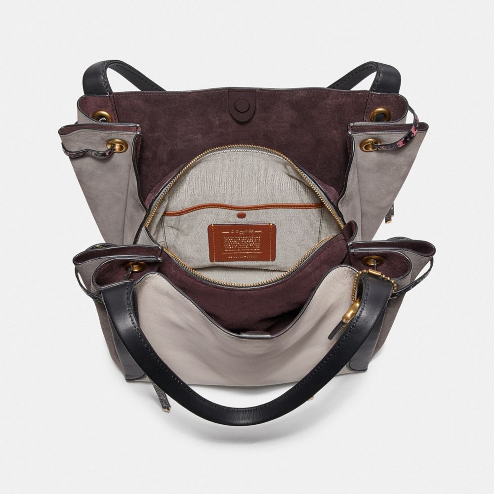 COACH®,SAC HOBO HARMONY EN PEAU DE SERPENT ET CONTRASTE DE COULEUR,Cuir,Laiton/Craie multi,Inside View,Top View