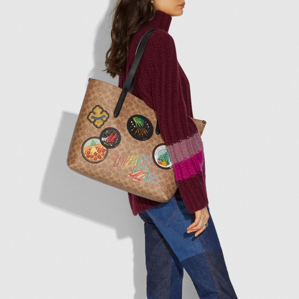 Wizard Of Oz Highline Tote In Signature Canvas With Patches