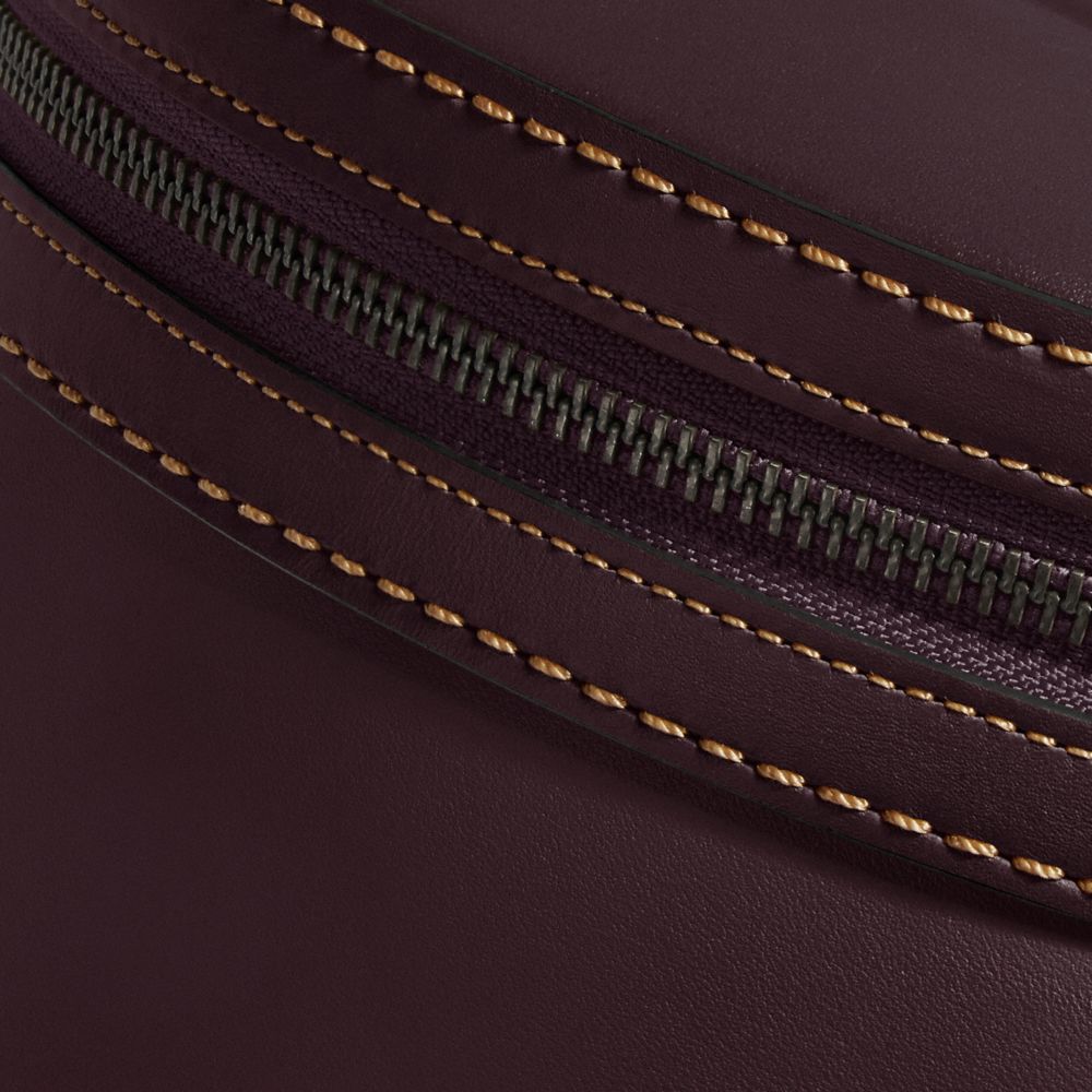 COACH DE Archive Trailtasche