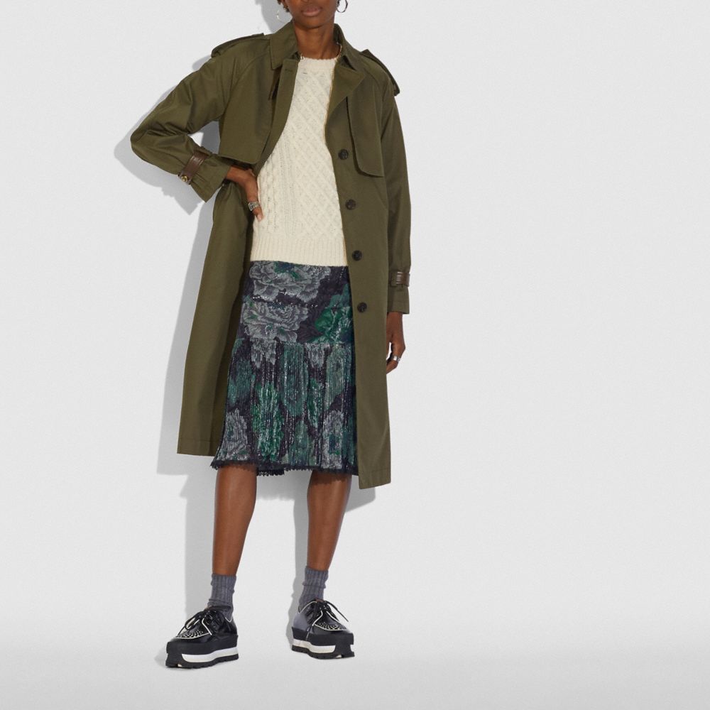 Verde Militar,Vista de escala