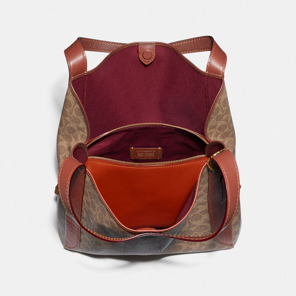 Coach, Hadley Hobo In Signature Canvas 