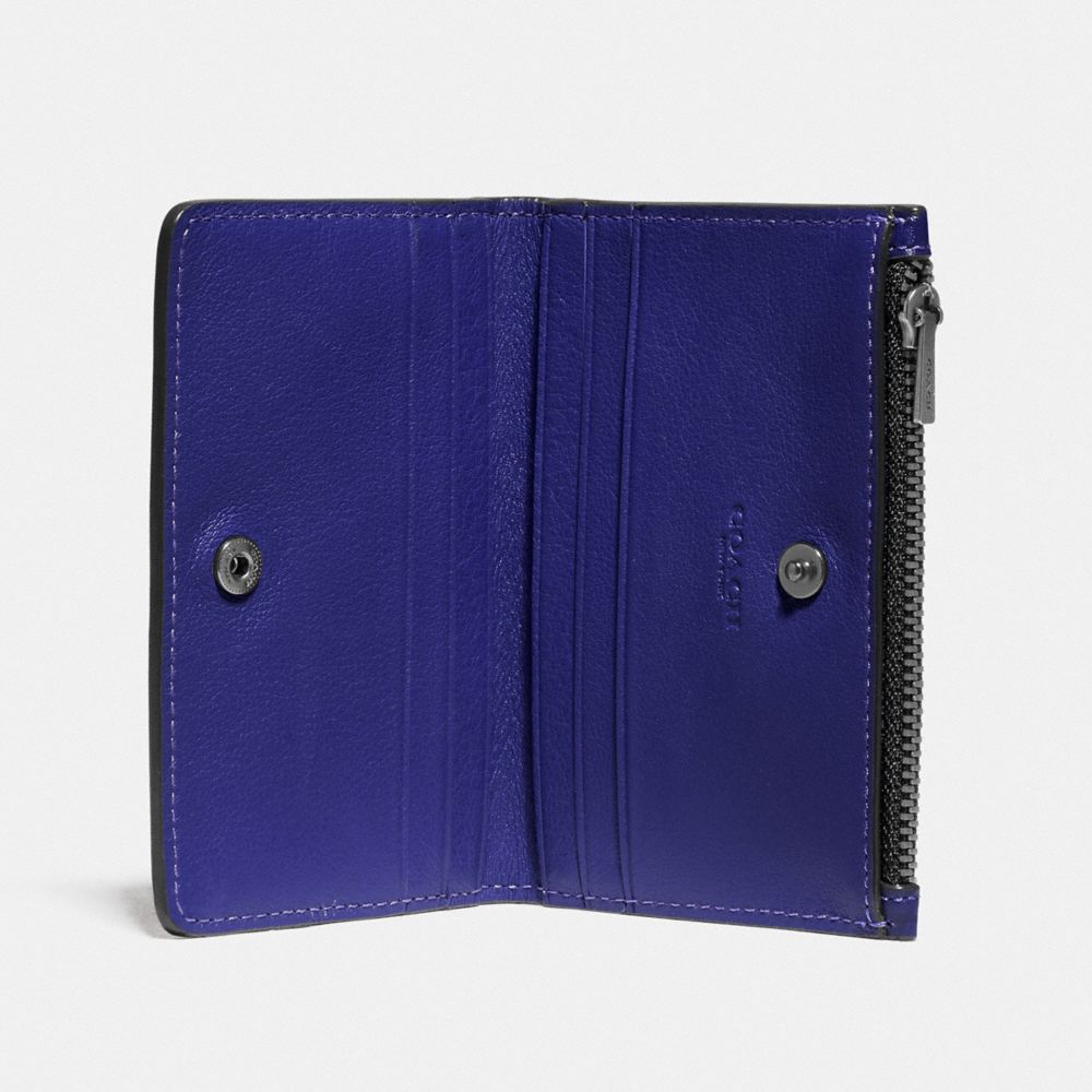 COACH®,Bifold Zip Card Case,,Inside View,Top View
