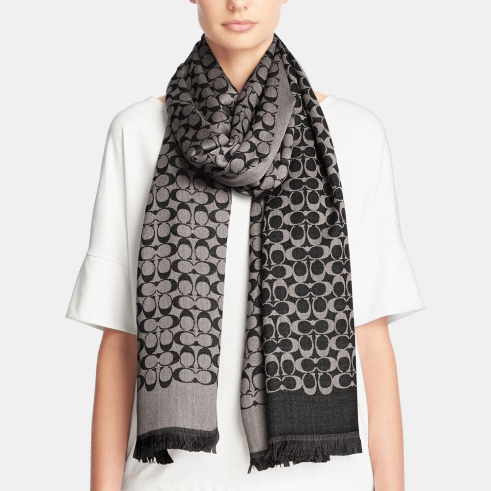 Signature C Stole