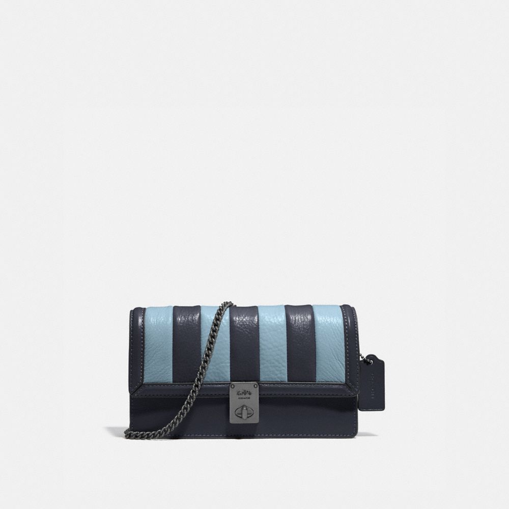 Coach hutton belt bag 2025 in colorblock