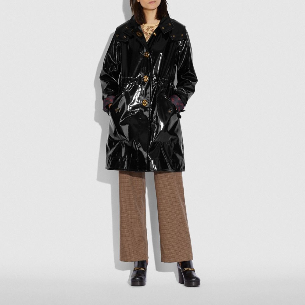 COACH®,RAINCOAT WITH HORSE AND CARRIAGE PRINT LINING,Nylon,Black,Scale View
