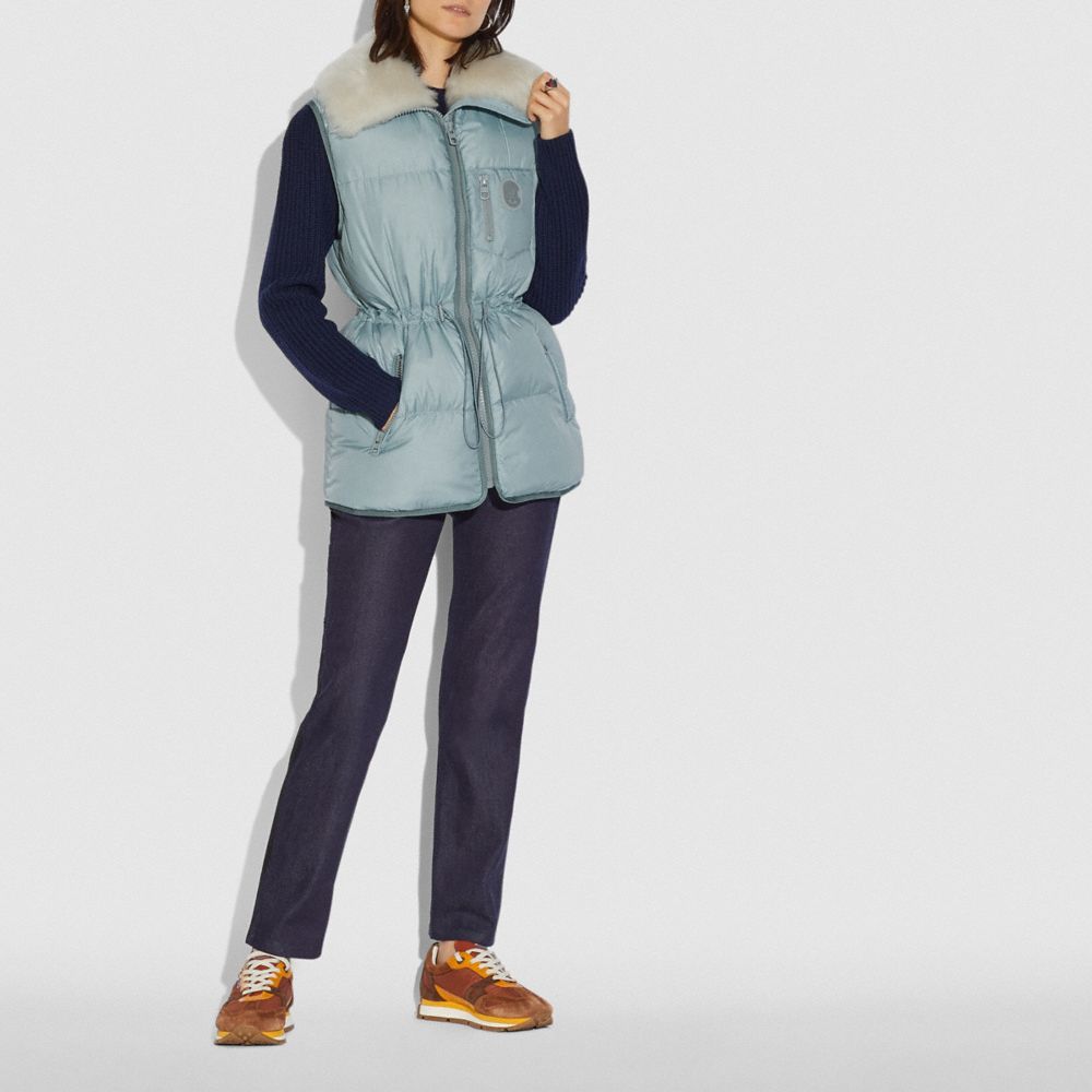 Azul Claro,Vista de escala