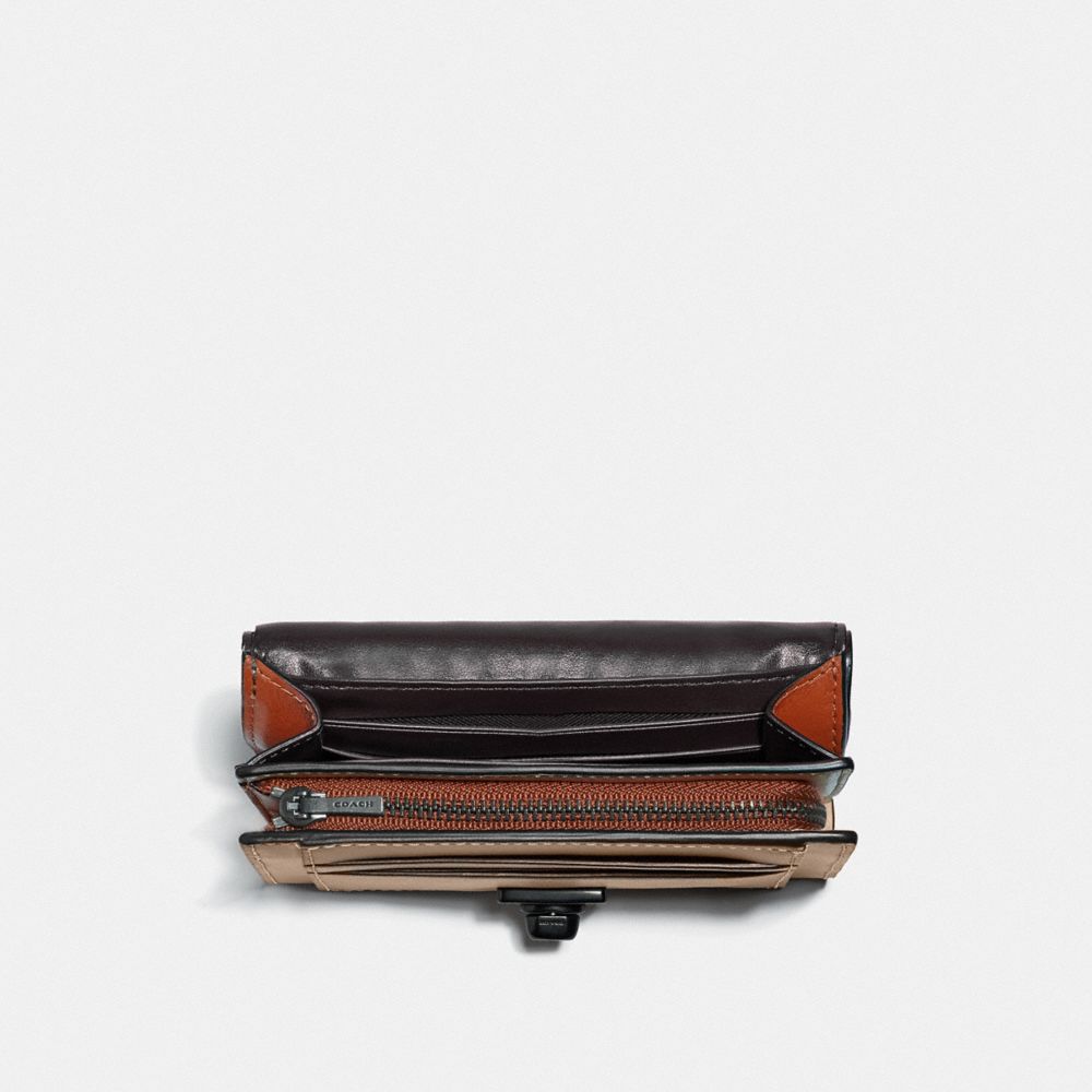 Hutton best sale wallet coach