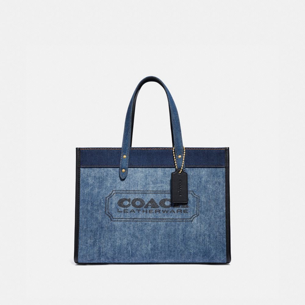 Field Tote 30 With Coach Badge COACH