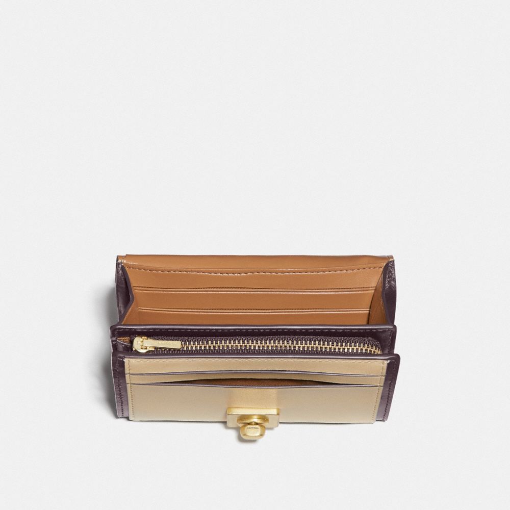 Hutton Wallet In Colorblock