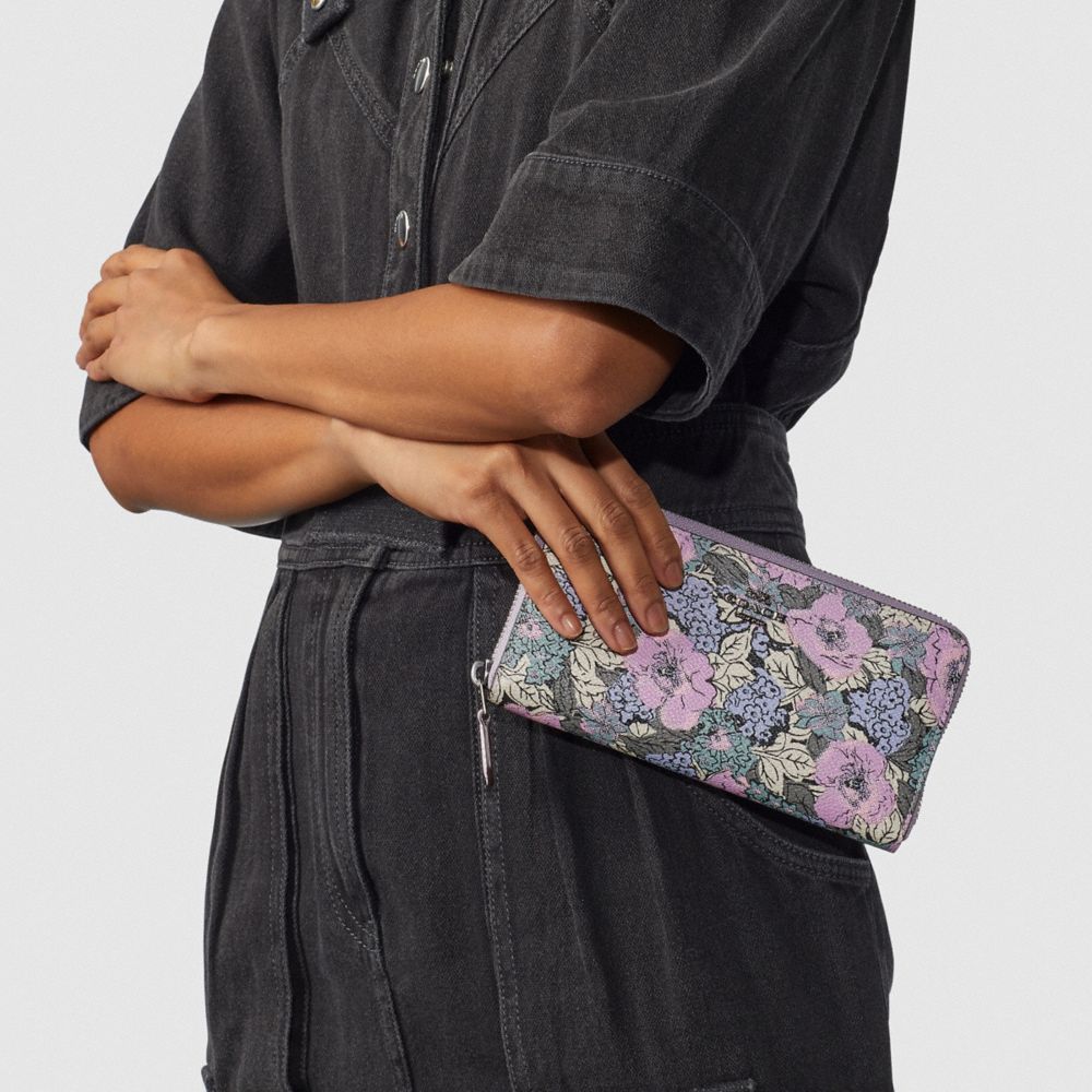 Accordion Zip Wallet With Heritage Floral Print