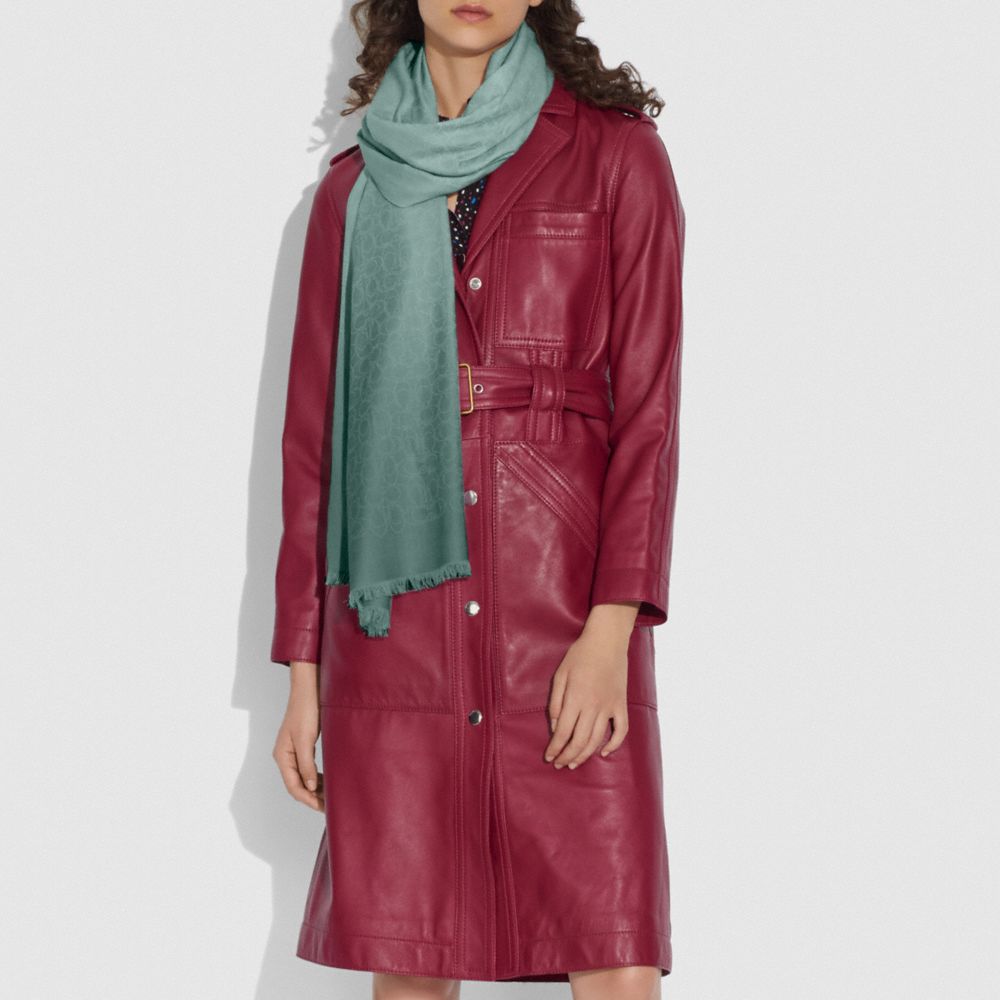 Piniengrün,Winkelansicht