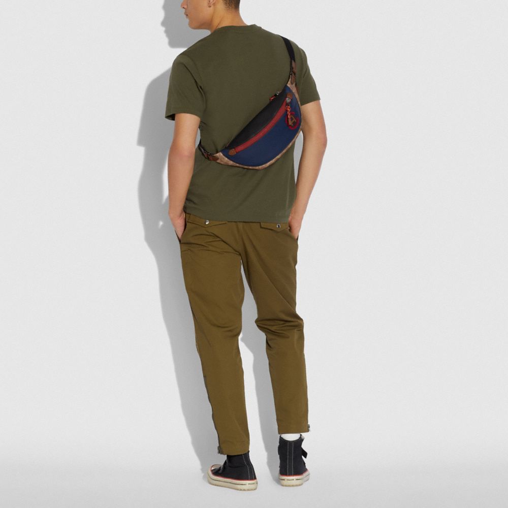 catalogue.azie - Rivington Belt Bag In Signature Canvas