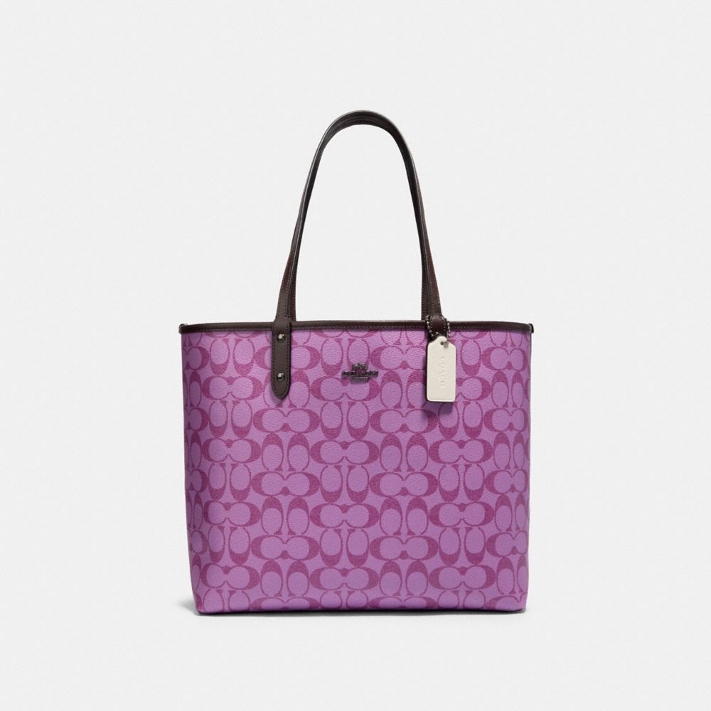 Reversible city tote 2025 in blocked signature canvas