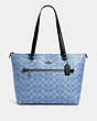 COACH®,GALLERY TOTE IN SIGNATURE CANVAS,Leather,Silver/Light Denim,Front View