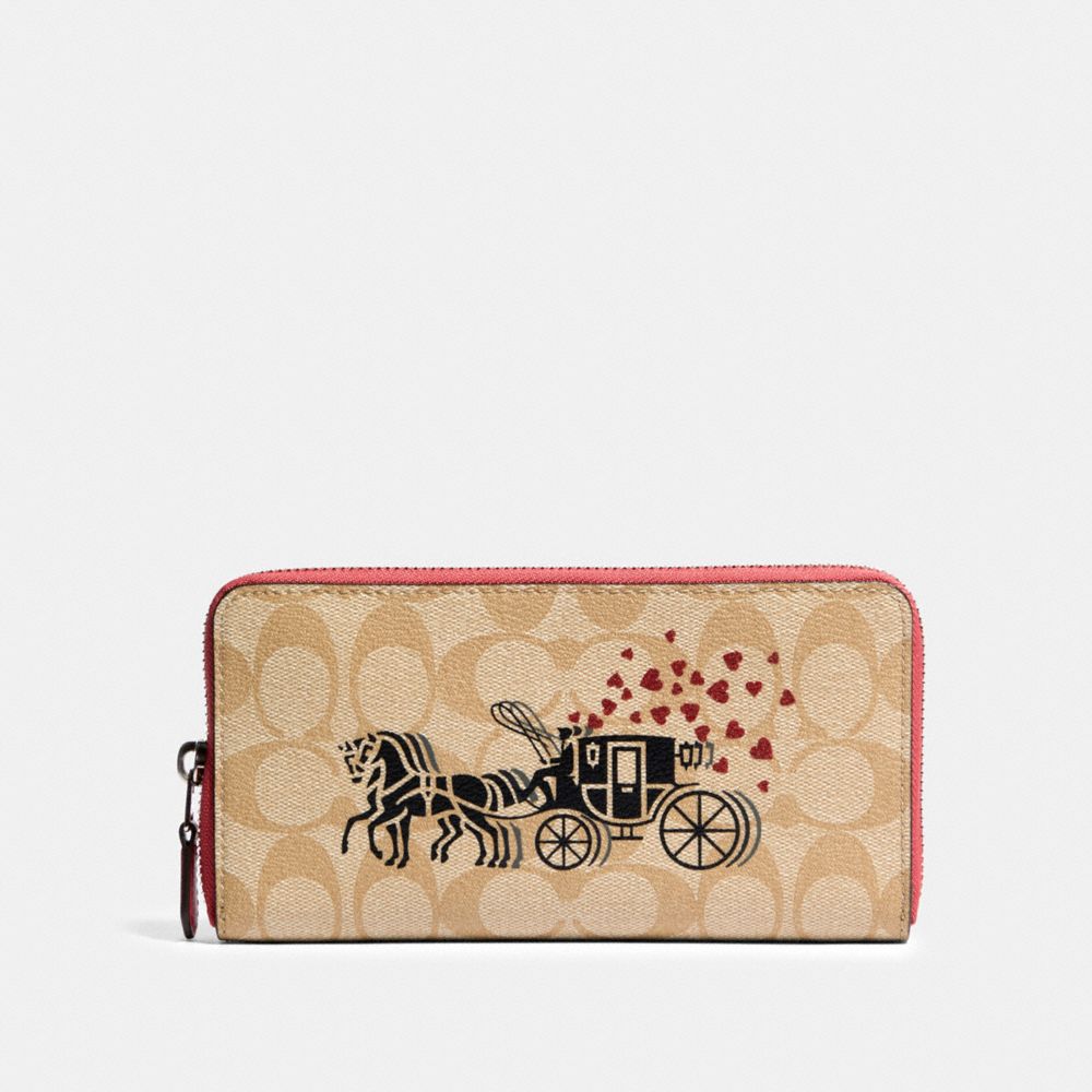 Coach carriage wallet new arrivals