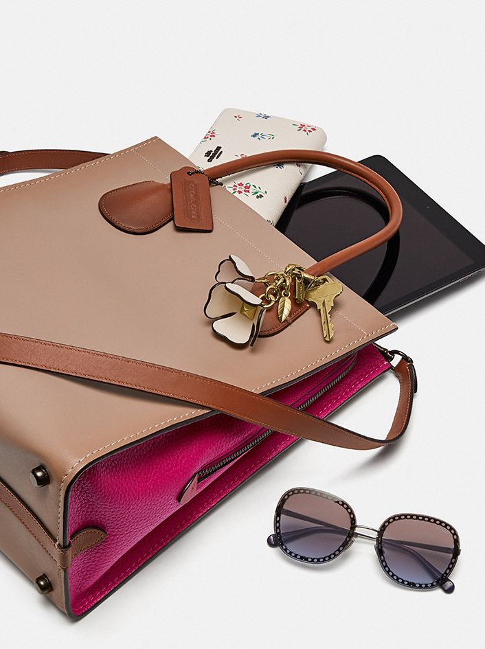 COACH®,Cashin Carry Tote 29 In Colorblock,,Angle View