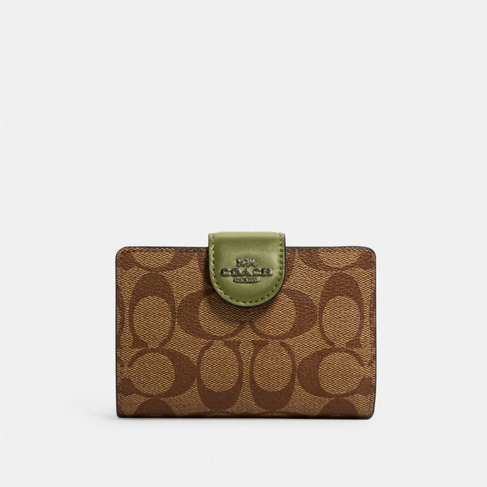 GUCCI Plain Leather Folding Wallet Logo Outlet Folding Wallets