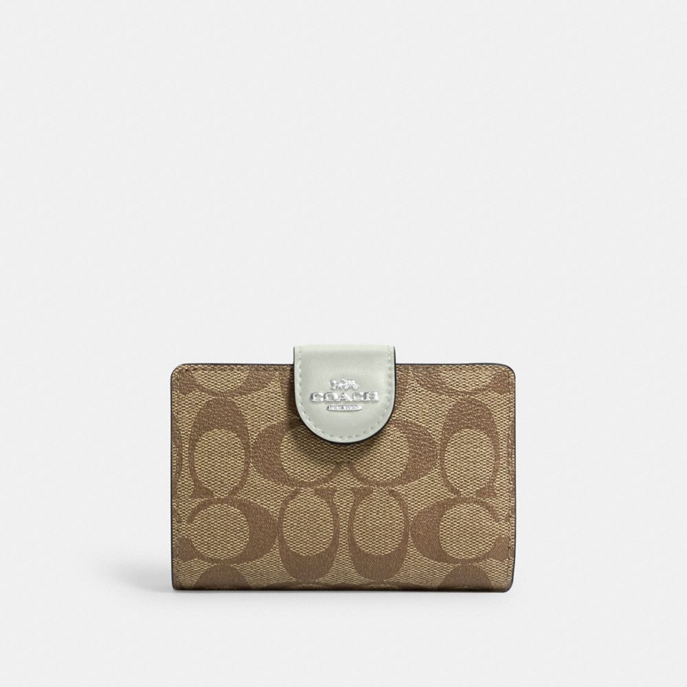 Coach signature 2025 medium wallet