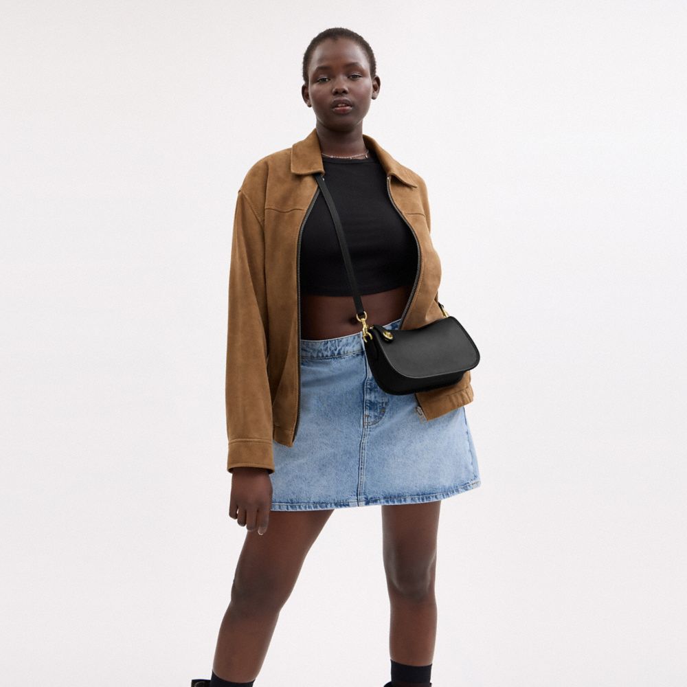 COACH®,SAC À BANDOULIÈRE,Cuir lisse,Laiton/Noir