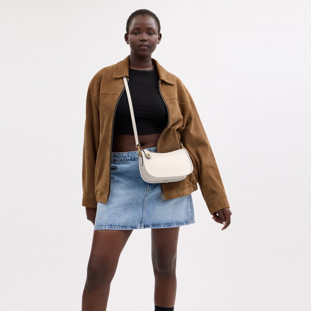 COACH®,Swinger Bag,Leather,Shoulder Bag,Logo,Metal,Gold Metal,Day Party,White