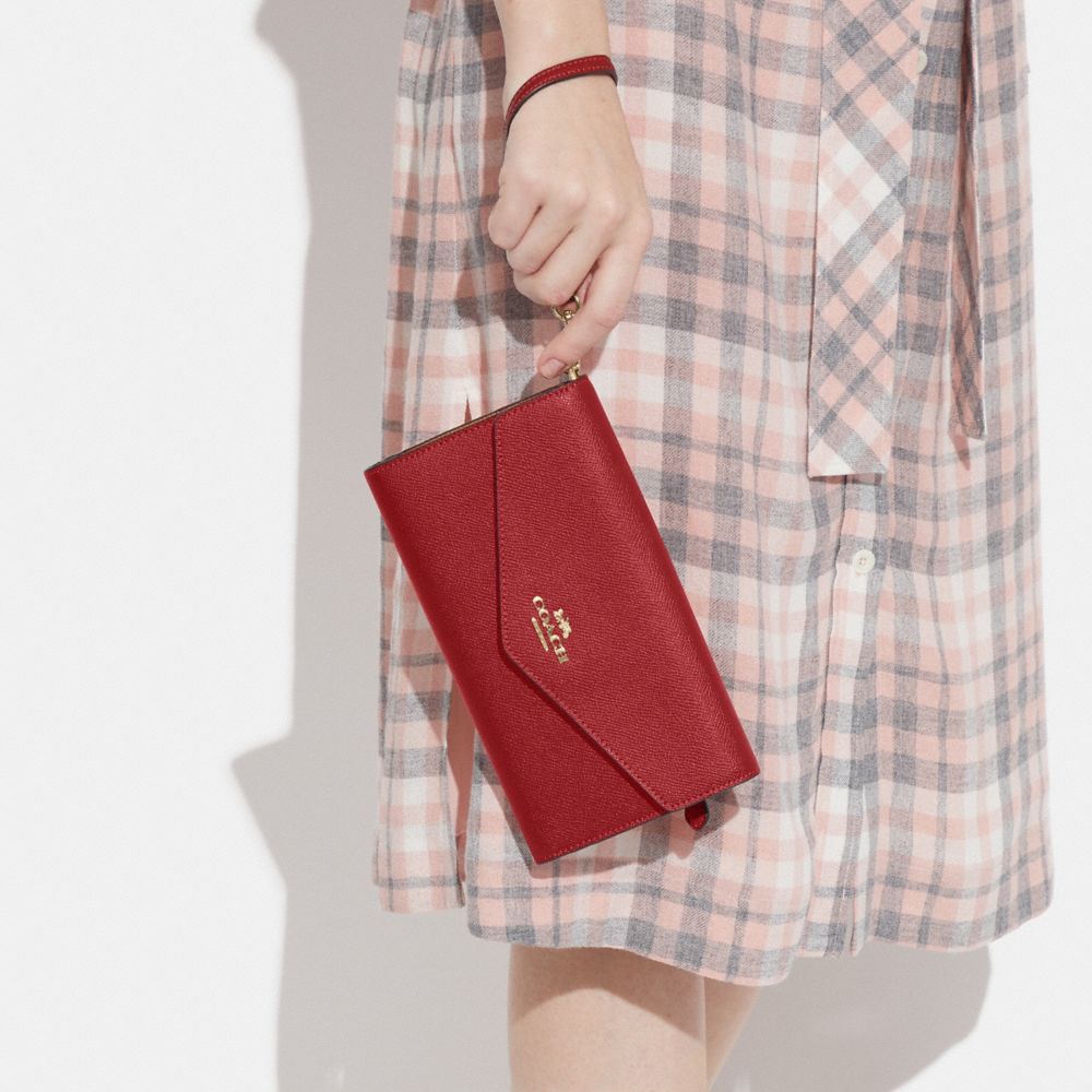 COACH®,TRAVEL ENVELOPE WALLET,Gold/1941 Red,Detail View