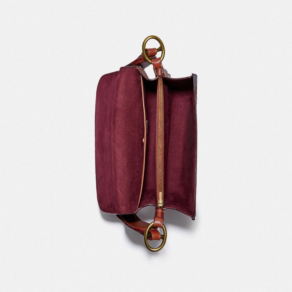 Beat Shoulder Bag In Signature Canvas With Souvenir Patches