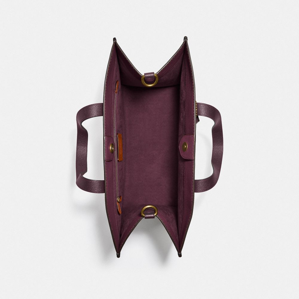 Field Tote Bag 40 In Colorblock With Coach Badge