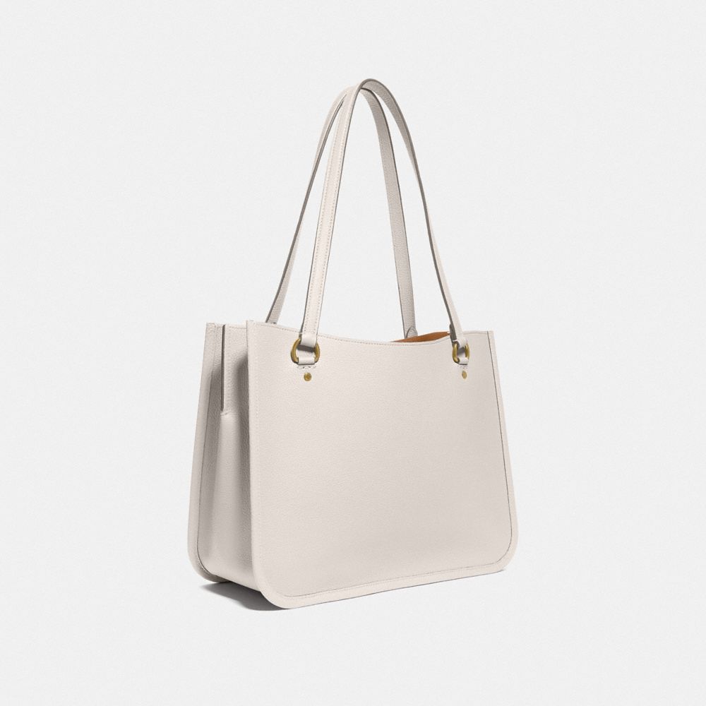 COACH®,FOURRE-TOUT TYLER,Cuir galet,Laiton/Craie,Angle View