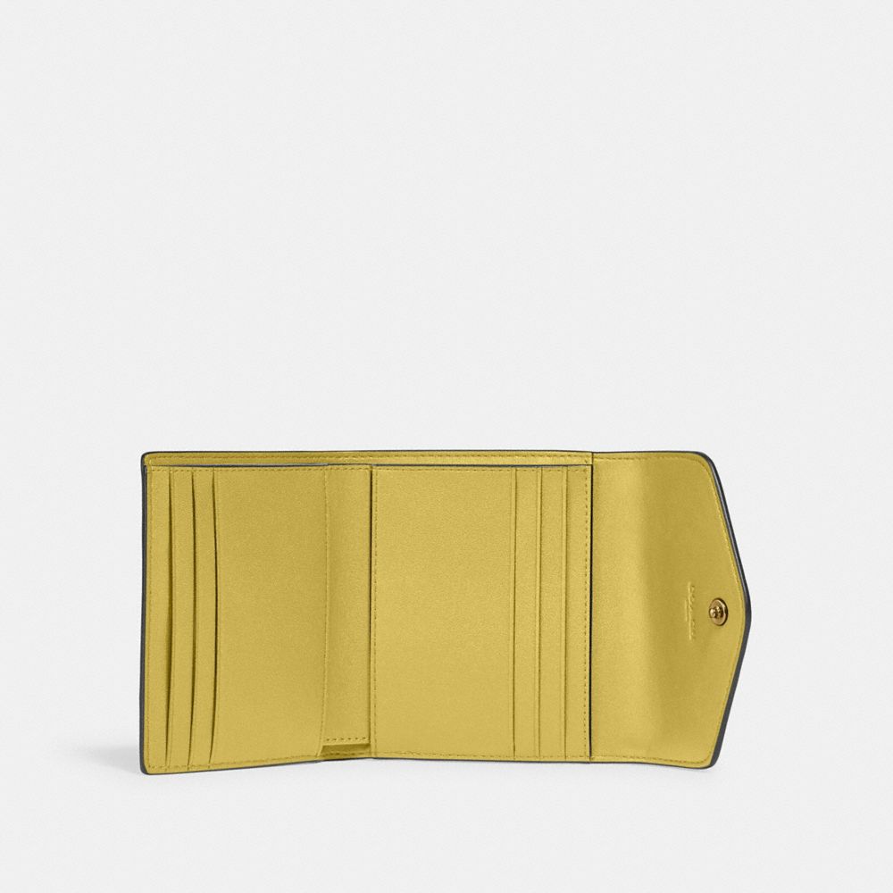 COACH®,ウィン スモール ウォレット,ミニ財布(二つ/三つ折り),ﾌﾞﾗｽ/ｼｬﾙﾄﾘｭｰｽﾞ