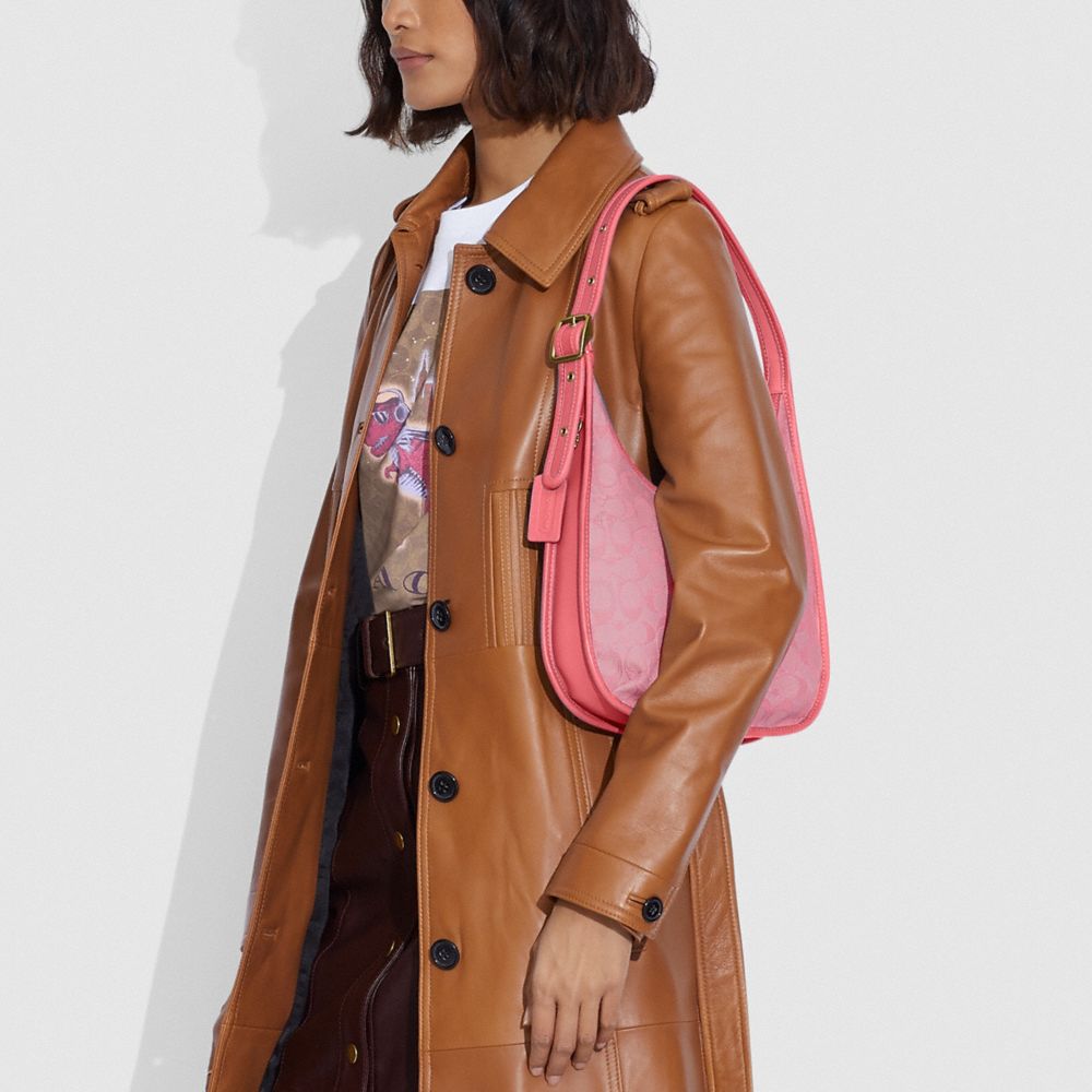 公式】COACH – コーチ | エルゴ ショルダー バッグ シグネチャー 公式】COACH – コーチ | エルゴ ショルダー バッグ シグネチャー