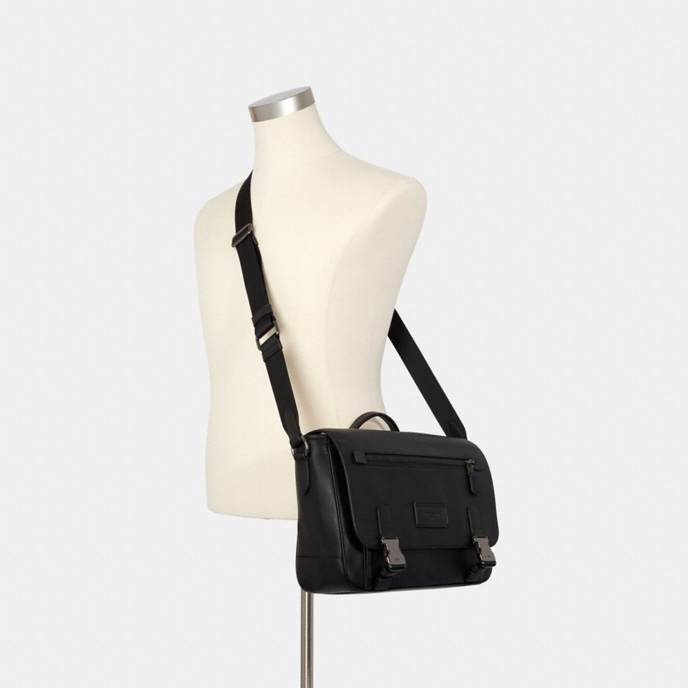 Coach ranger best sale pocket messenger