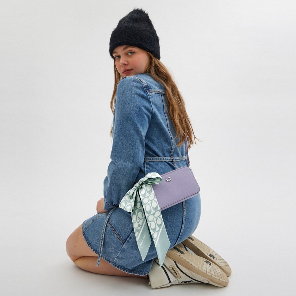 COACH®,ヴィンテージ シグネチャー プリント シルク スキニー スカーフ,ファッション雑貨,ｾｰｼﾞ