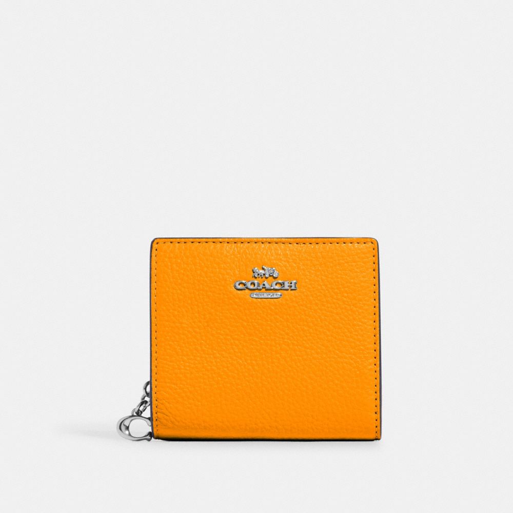 Coach outlet snap wallet