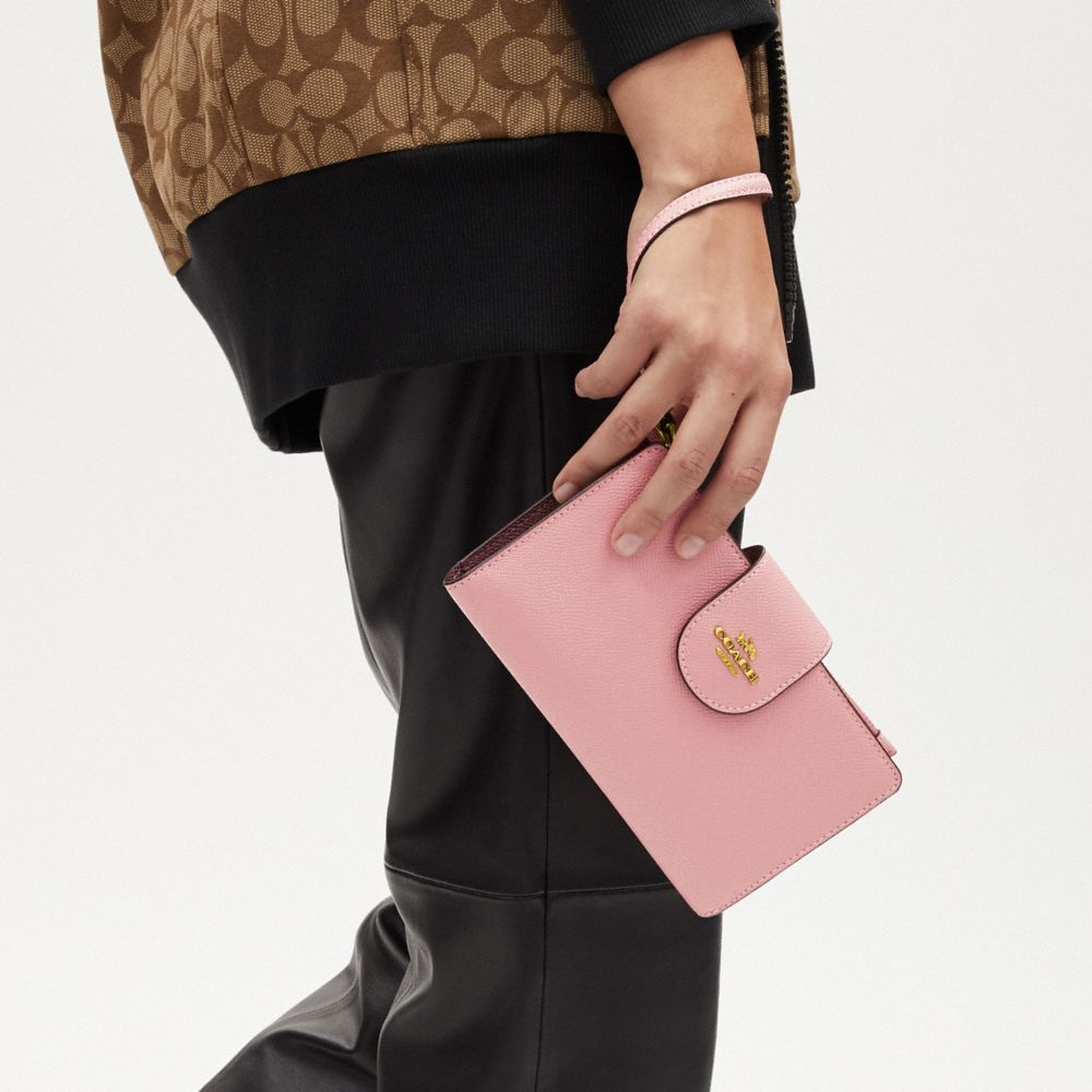 COACH®,PHONE WALLET,Crossgrain Leather,Gold/Light Blush,Detail View