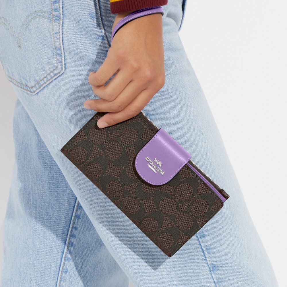 Coach Tech Phone Wallet With Spaced Wildflower