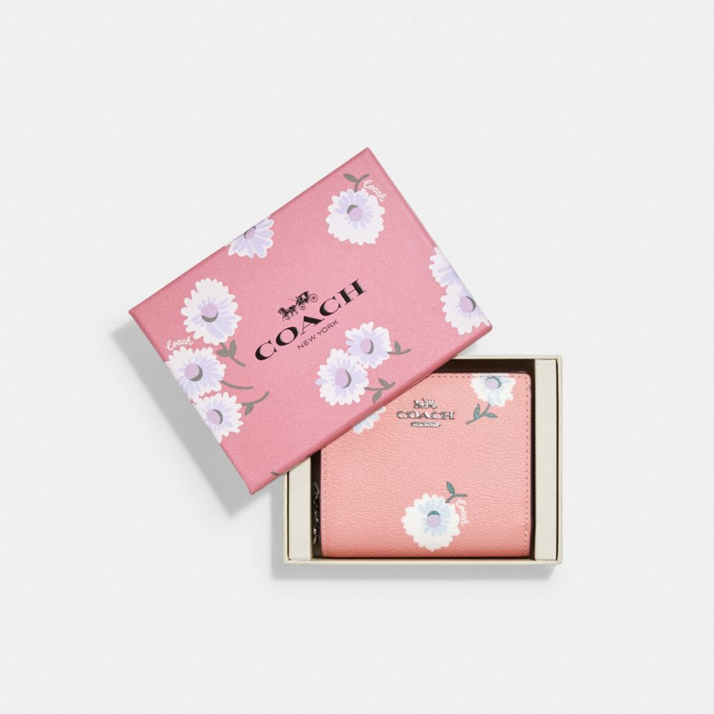 Boxed Snap Wallet With Daisy Print