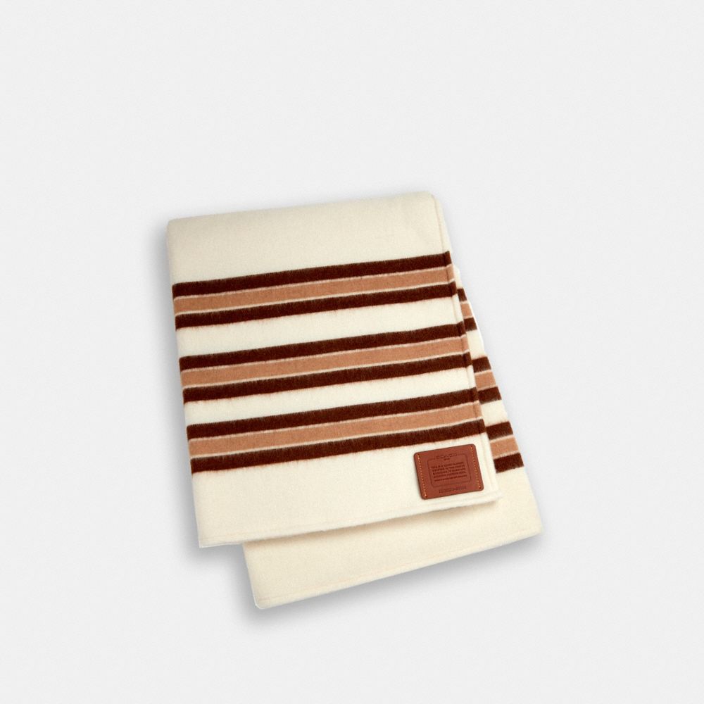 Complimentary Holiday Blanket
