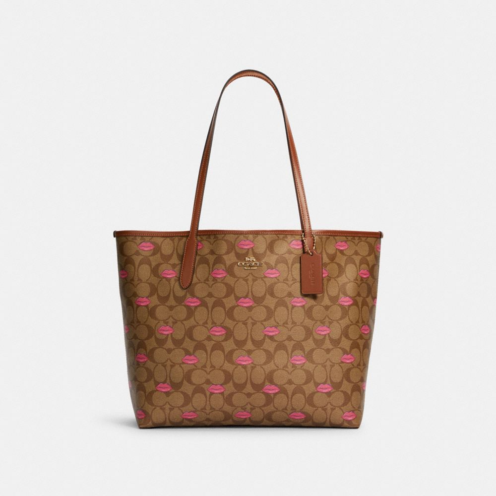 Coach town tote discount review