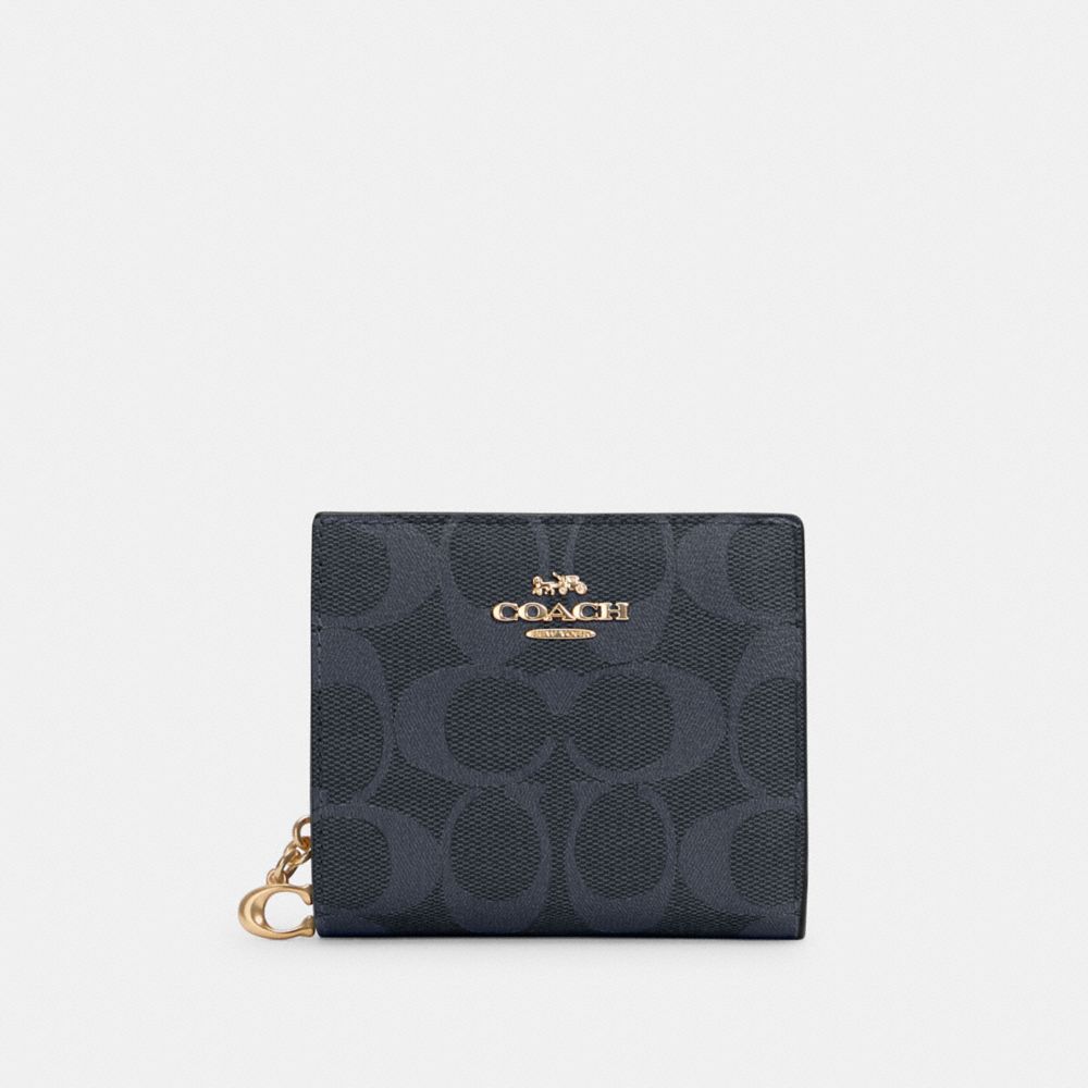 Coach wristlet card online holder